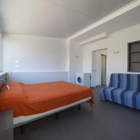 Inmosantos Oasis B8 Apartment